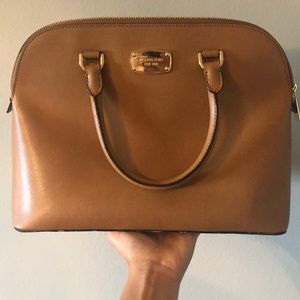Michael Kors beige handbag in great condition